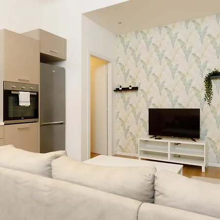 Con Parcheggio A Trieste, Neruda Apartmán