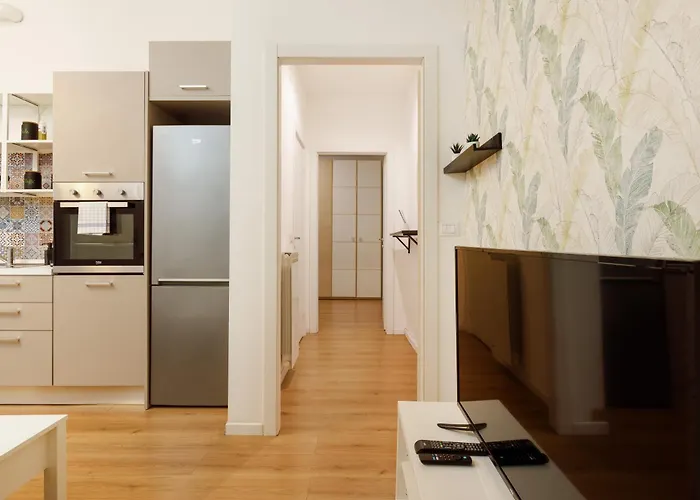 Con Parcheggio A Trieste, Neruda *